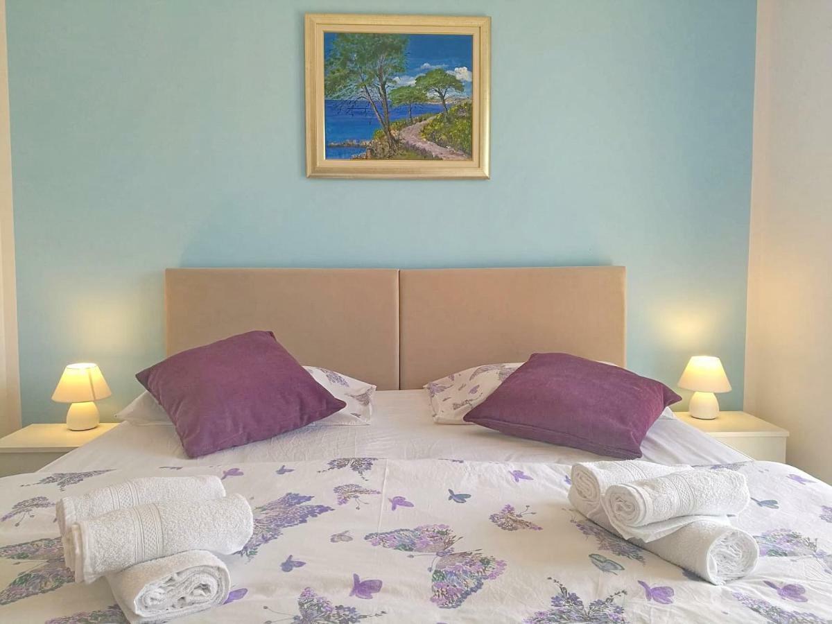 Apartments Kola Banići 외부 사진